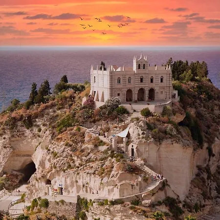 公寓 Maremeu Tropea 圣多米尼卡